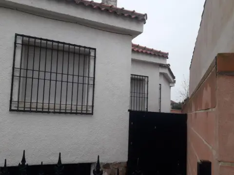 Chalet en calle Guadamur 45, nº 45